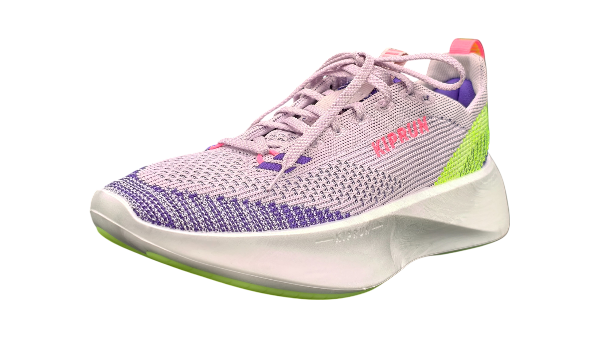 Giày đi bộ KIPRUN được sản xuất bằng công nghệ MuCell.